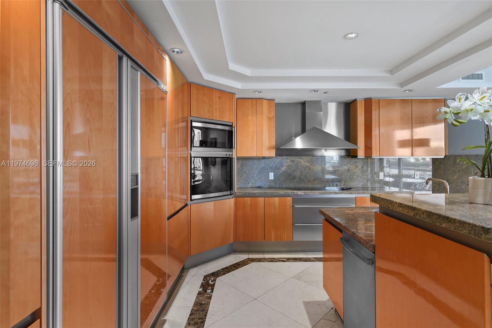 2600 Island Blvd #1006 Aventura, FL 33160