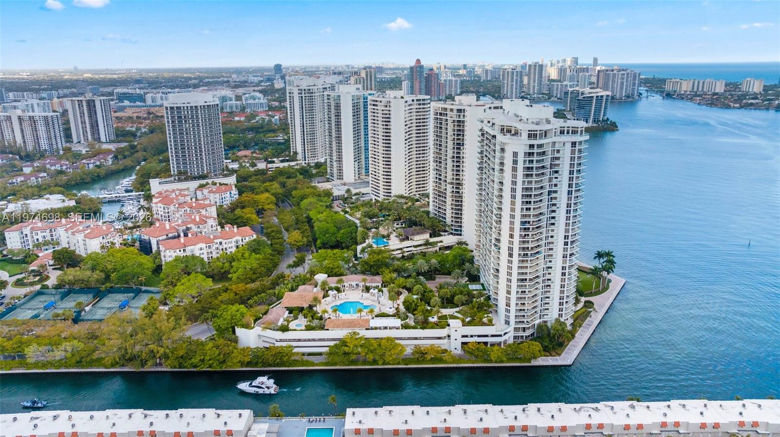 2600 Island Blvd #1006 Aventura, FL 33160