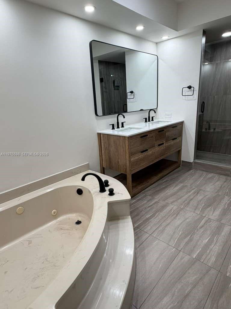 image Hamptons West16