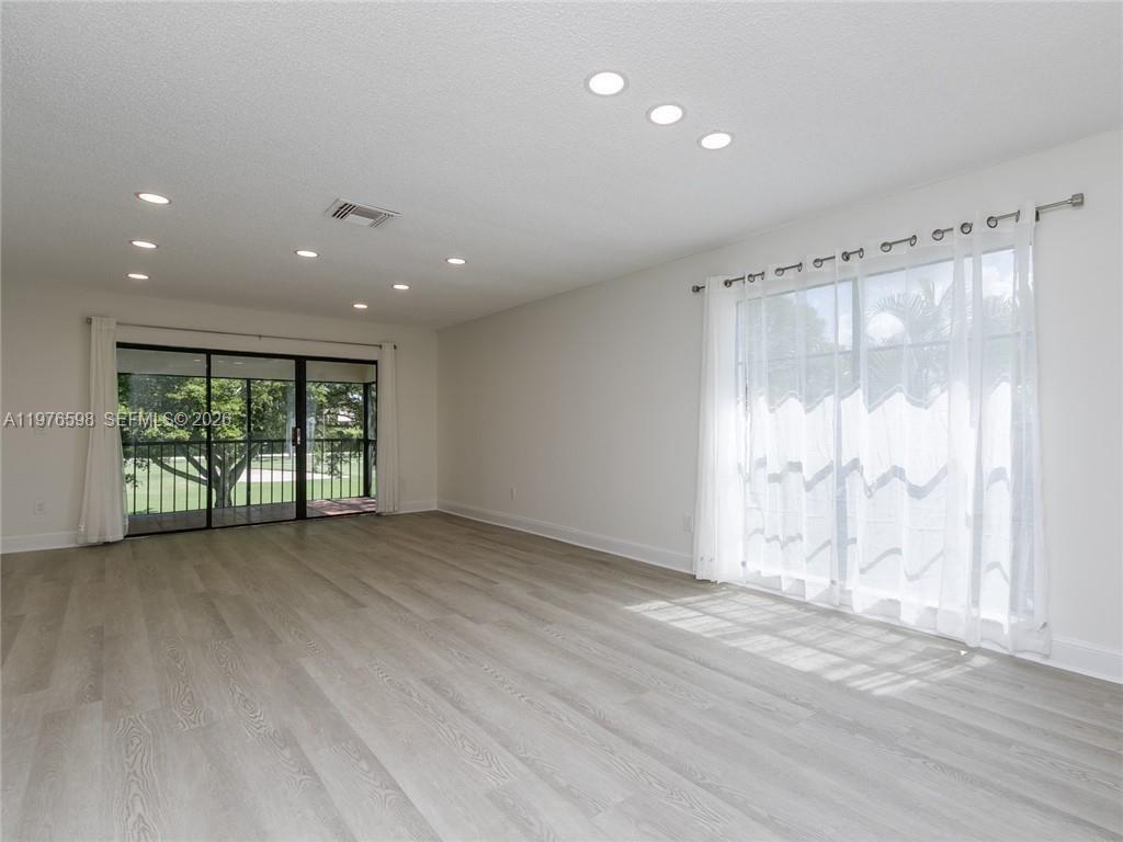 21559 Cypress Hammock Dr #44J Boca Raton, FL 33428
