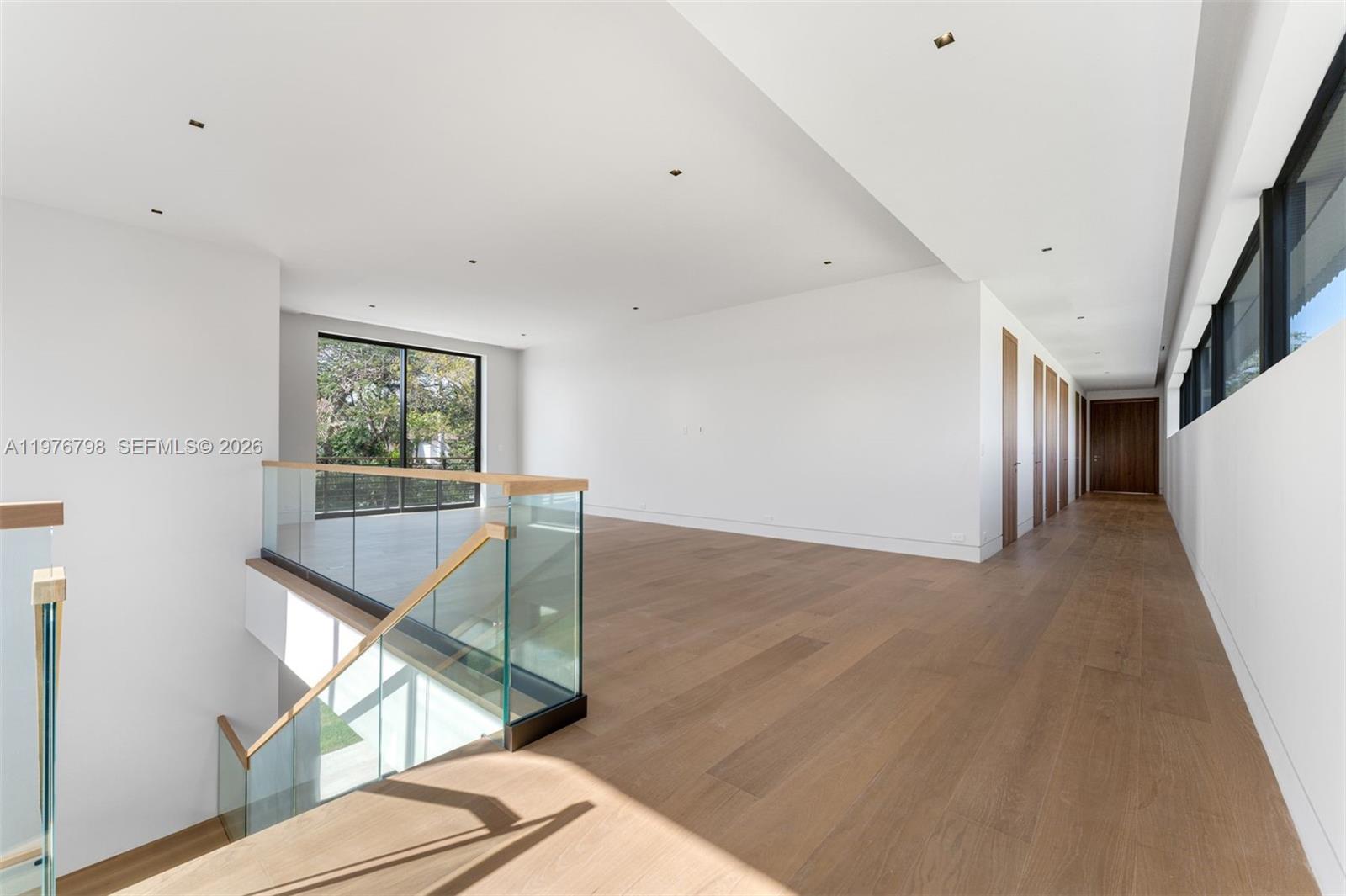 8755 SW 54th Ave Miami, FL 33143