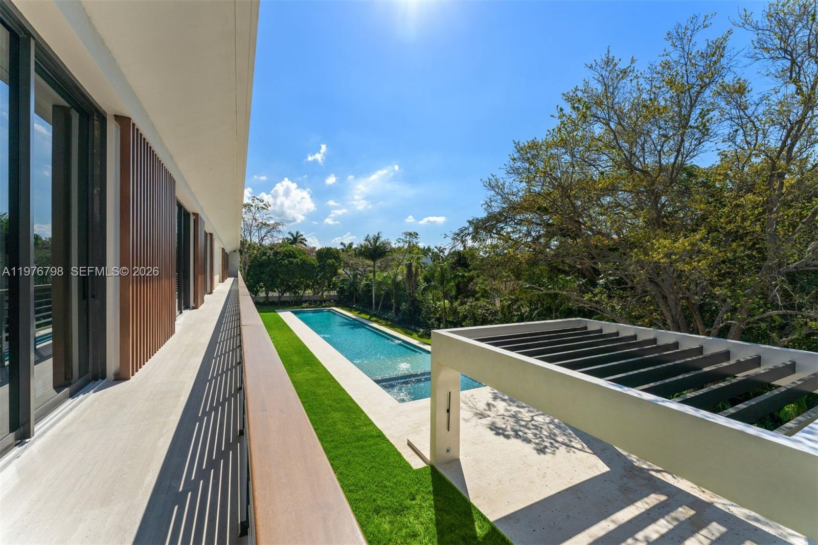 8755 SW 54th Ave Miami, FL 33143