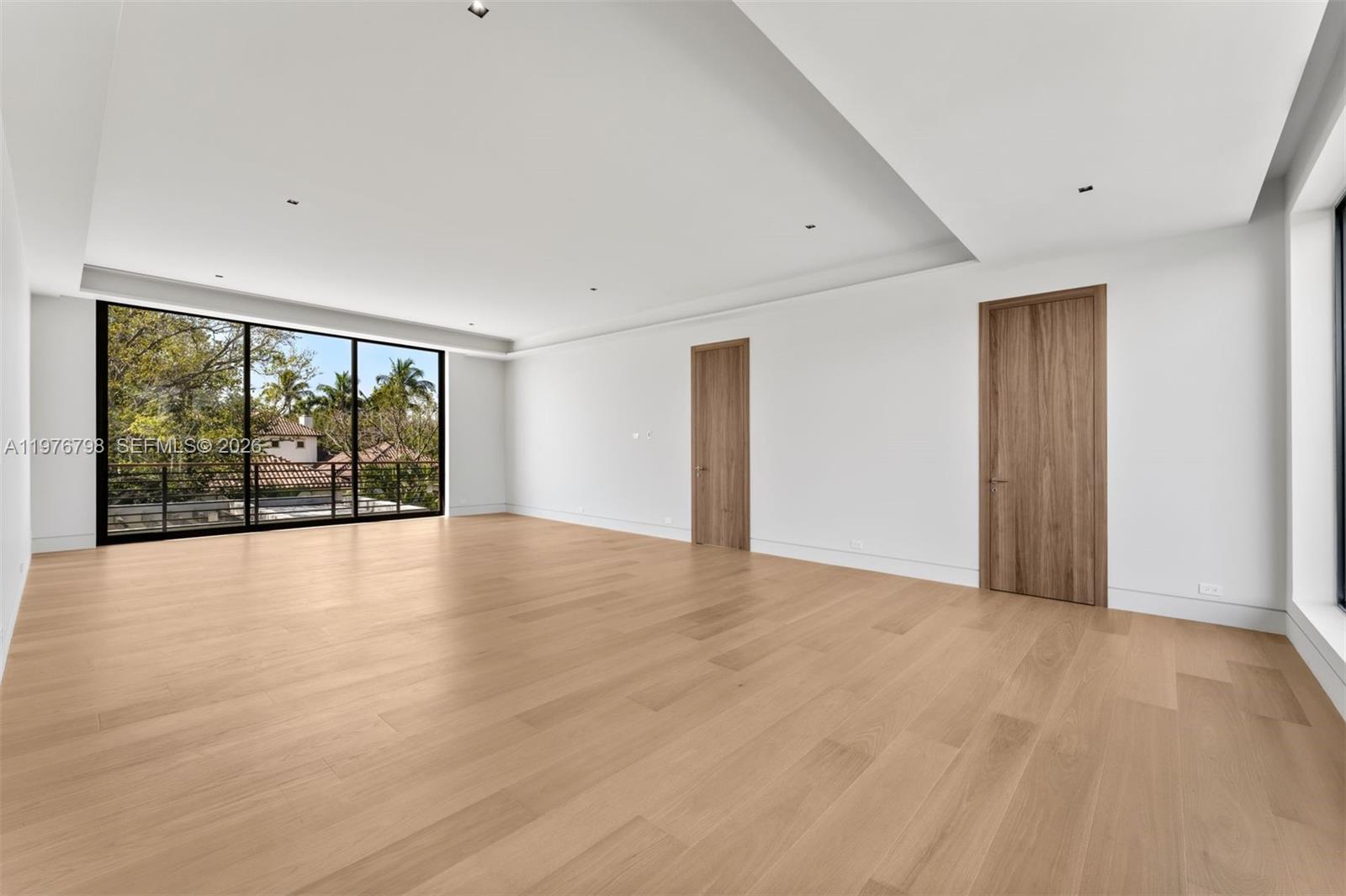 8755 SW 54th Ave Miami, FL 33143