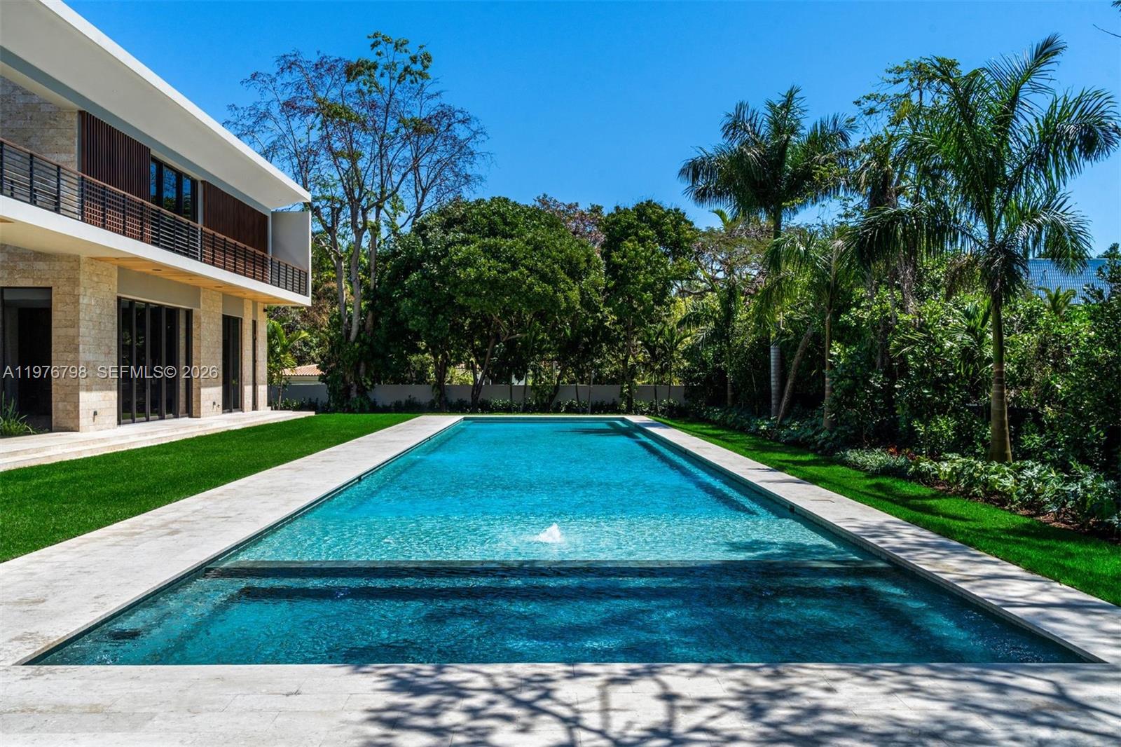 8755 SW 54th Ave Miami, FL 33143