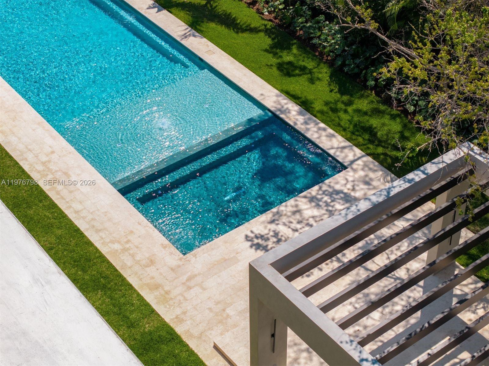 8755 SW 54th Ave Miami, FL 33143