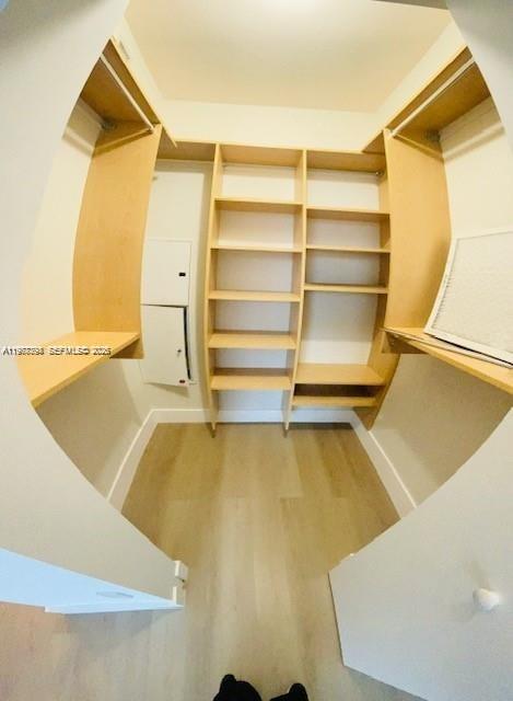 185 SW 7th St #1605 Miami, FL 33130