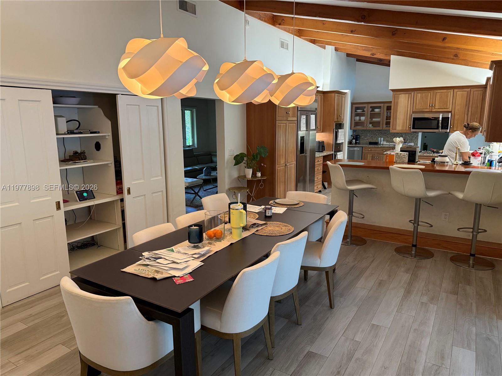 6399 SW 100th St Pinecrest, FL 33156