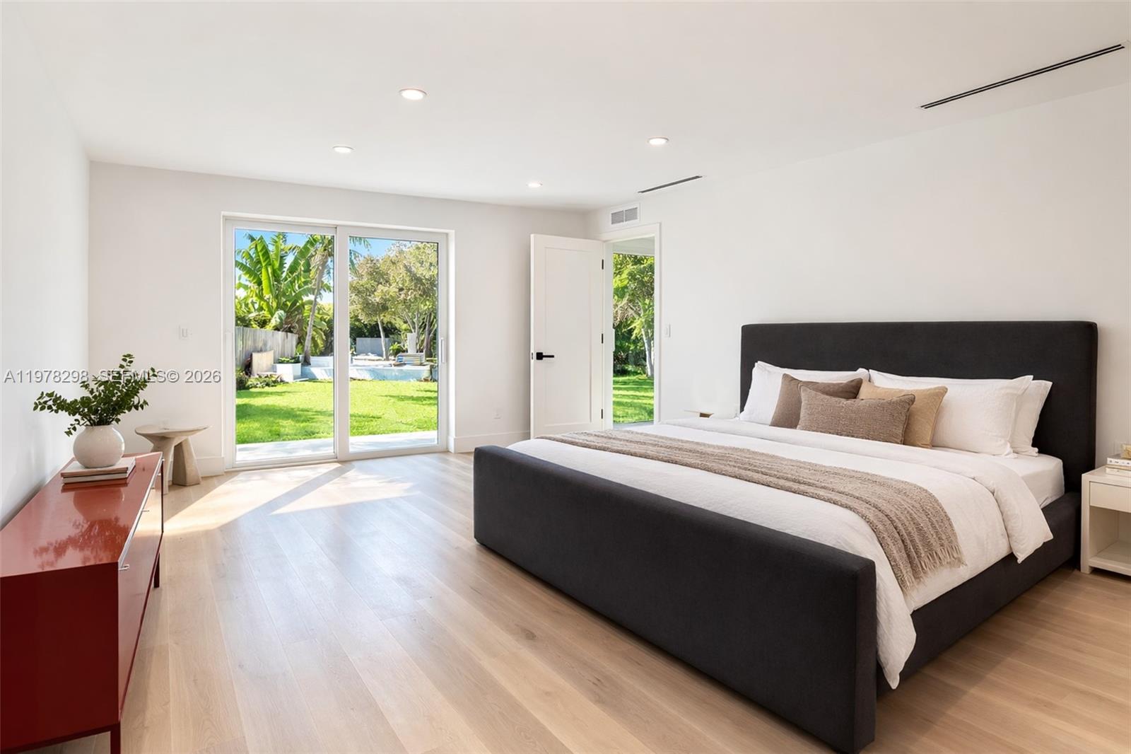 2416 NE 19th Ter Wilton Manors, FL 33305