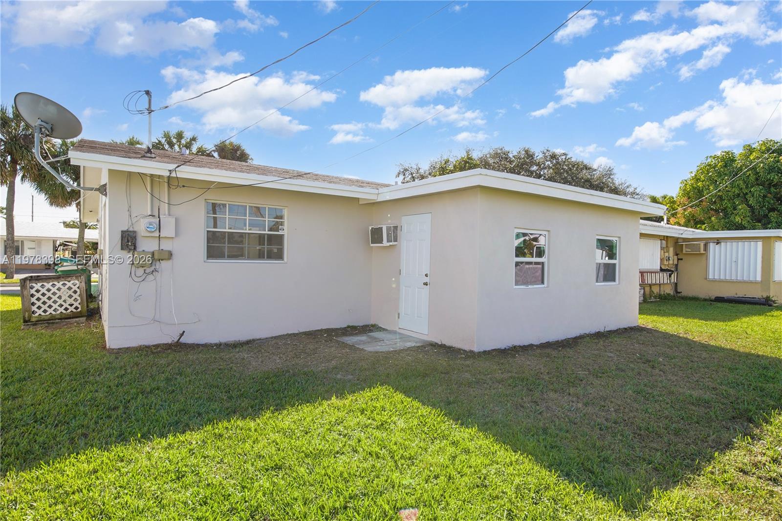 2709 NW 54th St Tamarac, FL 33309