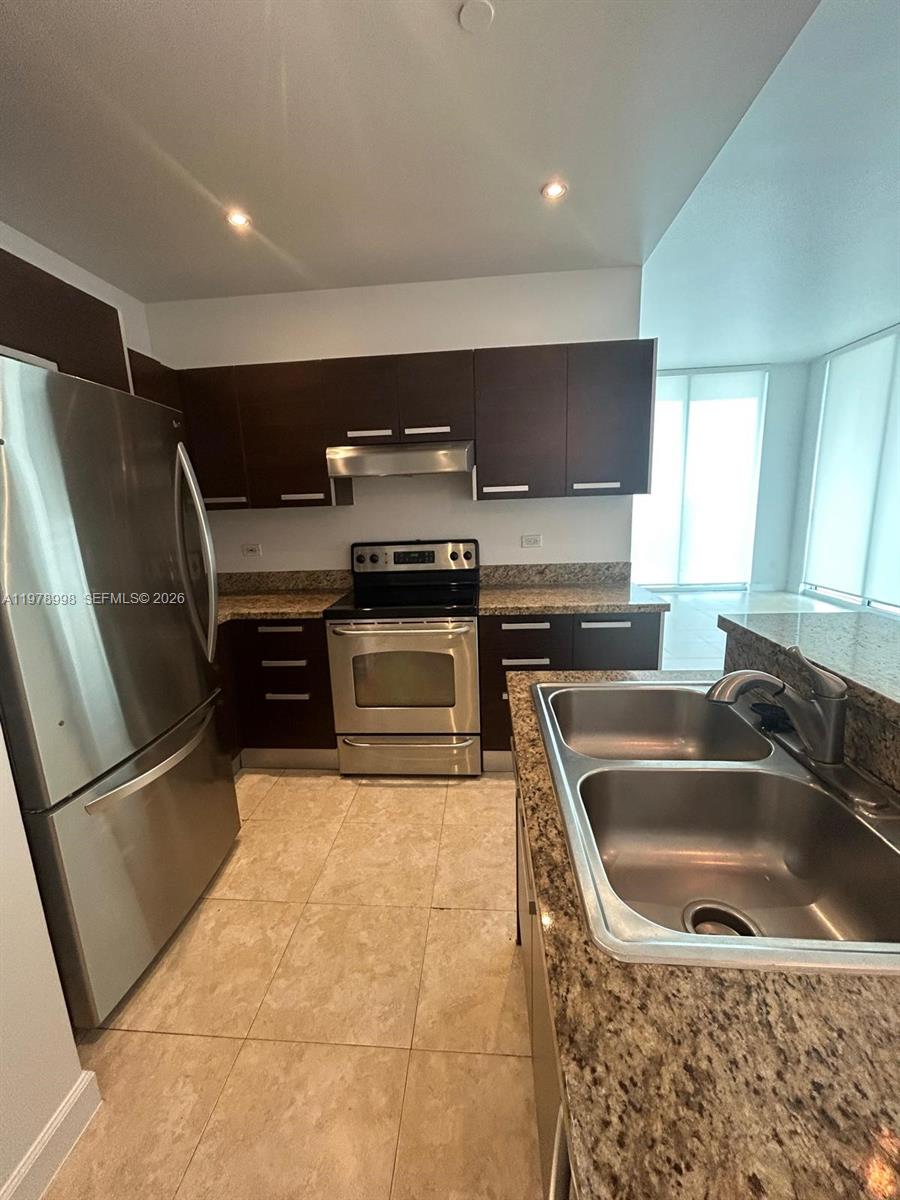 2525 SW 3rd Ave #1402 Miami, FL 33129