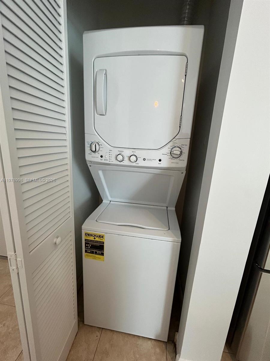 2525 SW 3rd Ave #1402 Miami, FL 33129