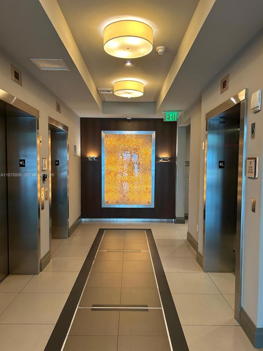 2525 SW 3rd Ave #1402 Miami, FL 33129