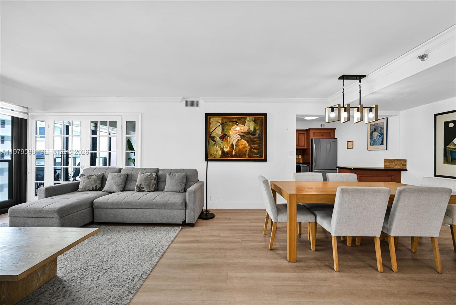 5225 Collins Ave #1214 Miami Beach, FL 33140