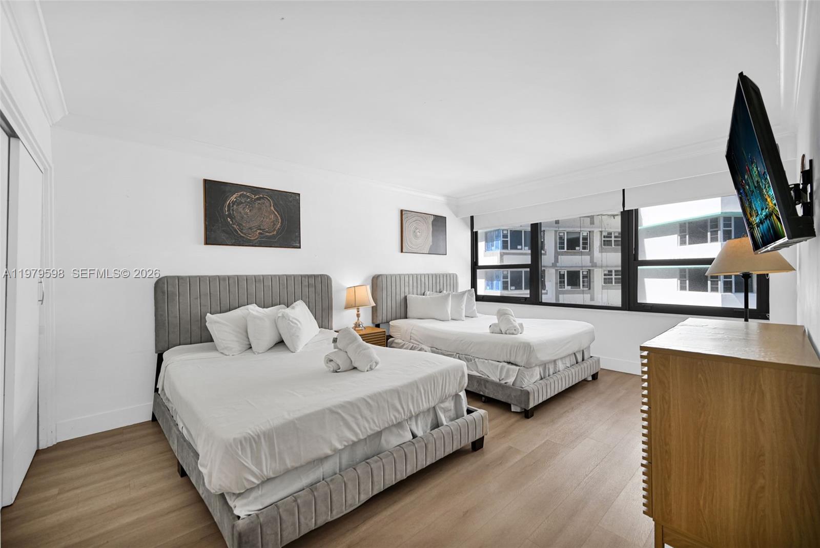 5225 Collins Ave #1214 Miami Beach, FL 33140