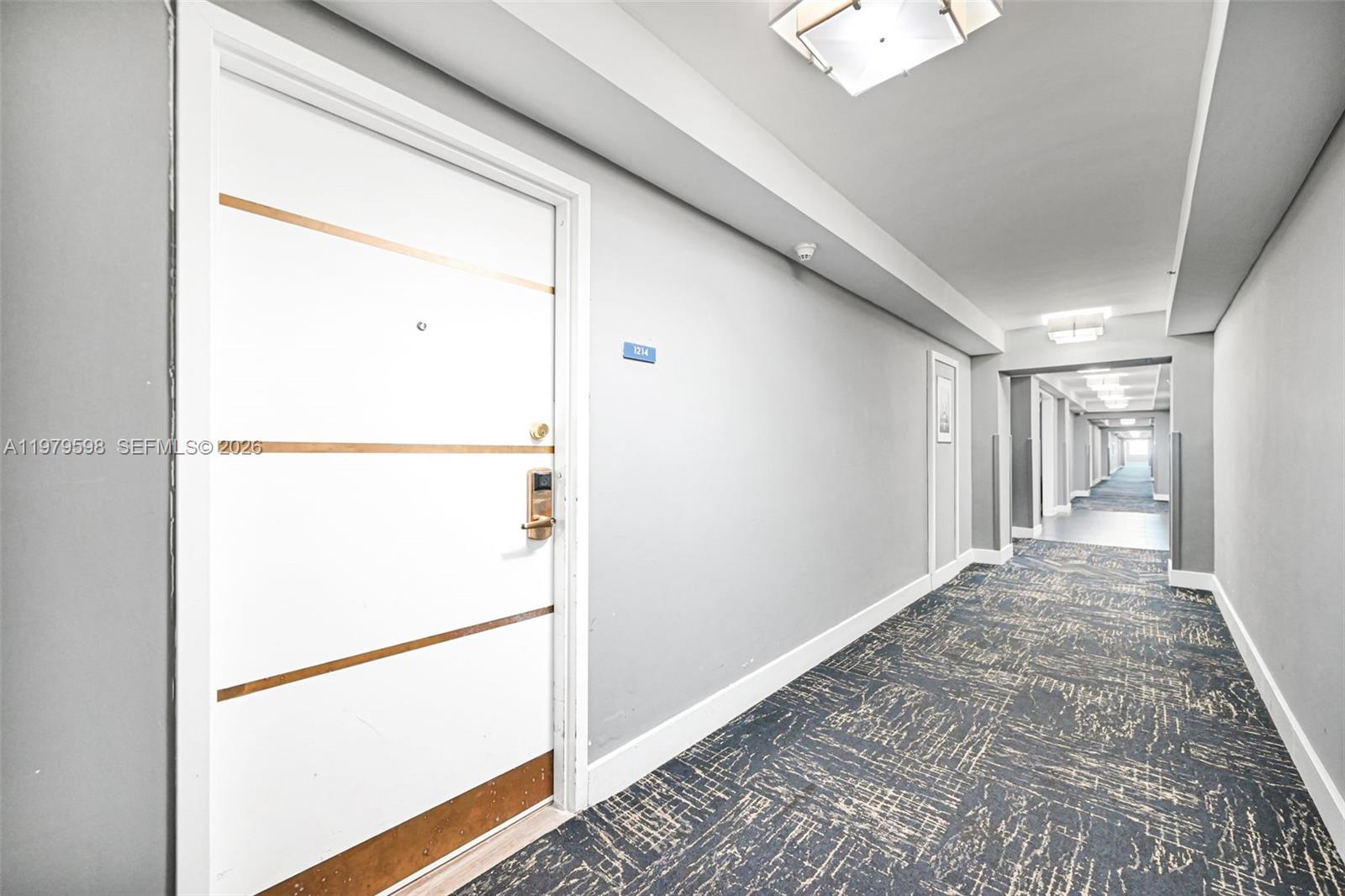 5225 Collins Ave #1214 Miami Beach, FL 33140