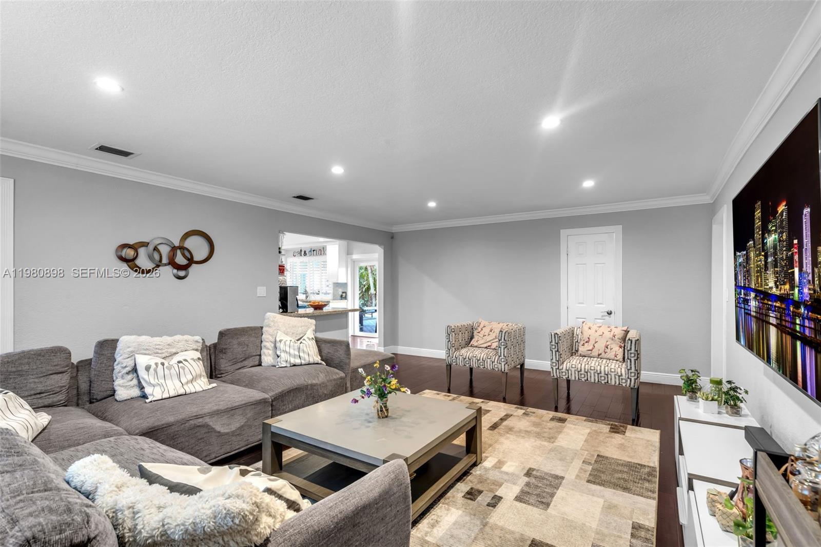 8700 SW 83rd Ct Miami, FL 33143