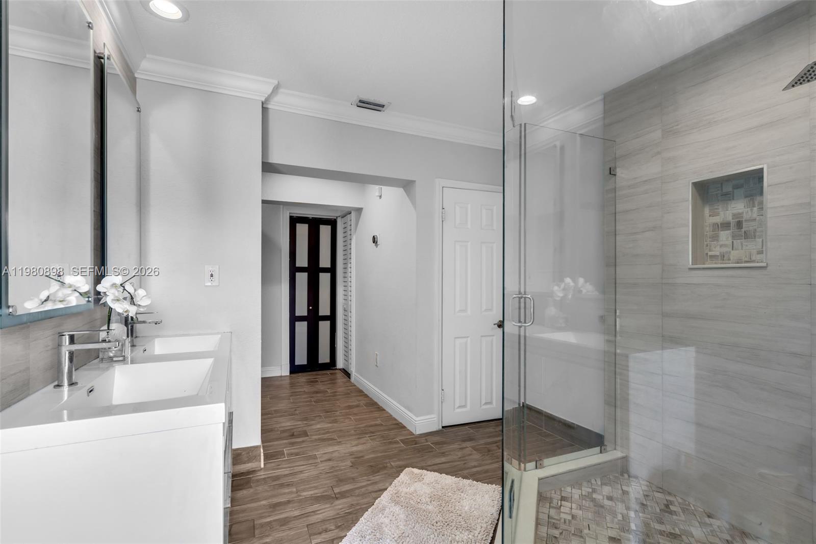 8700 SW 83rd Ct Miami, FL 33143