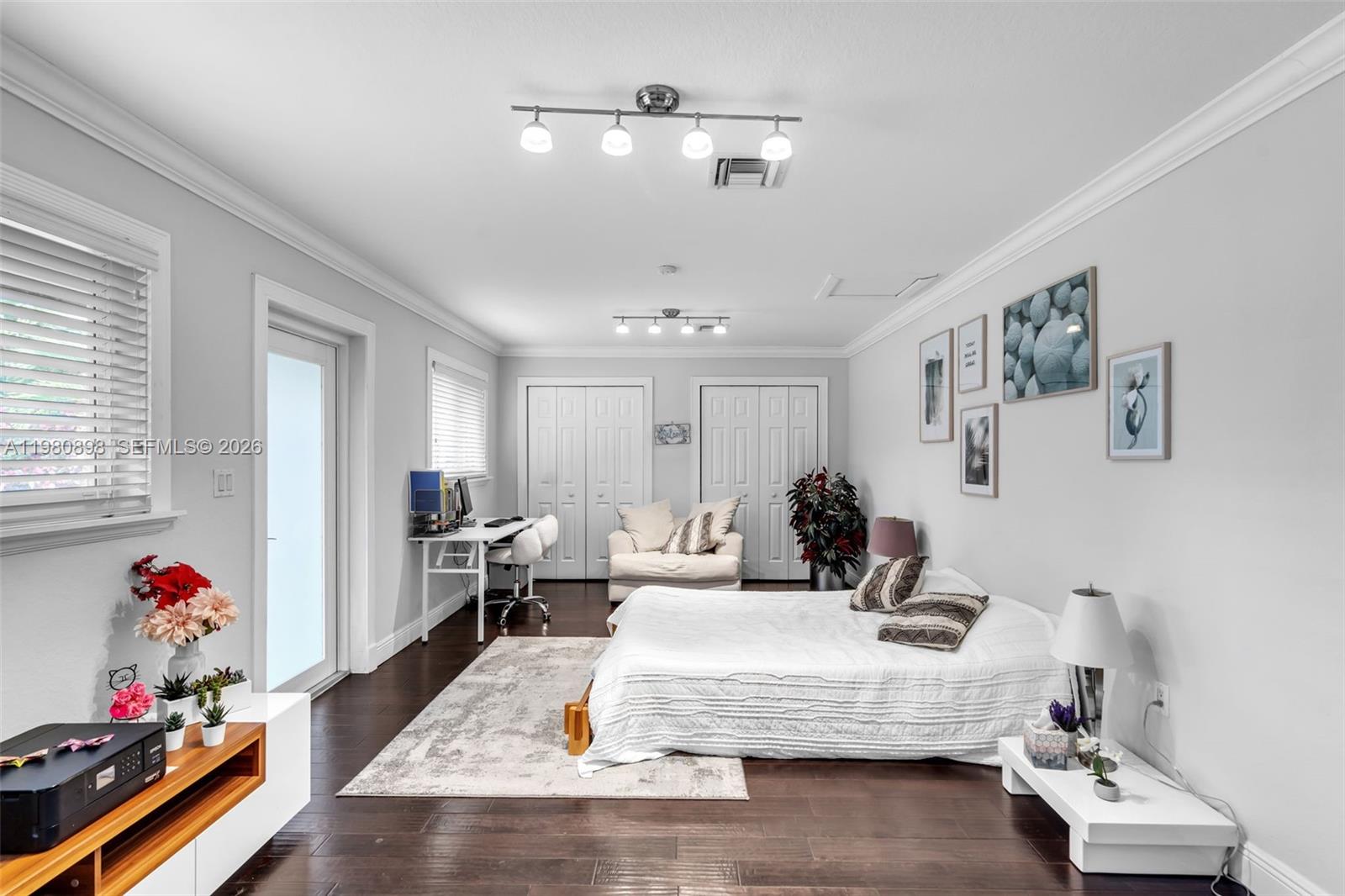 8700 SW 83rd Ct Miami, FL 33143