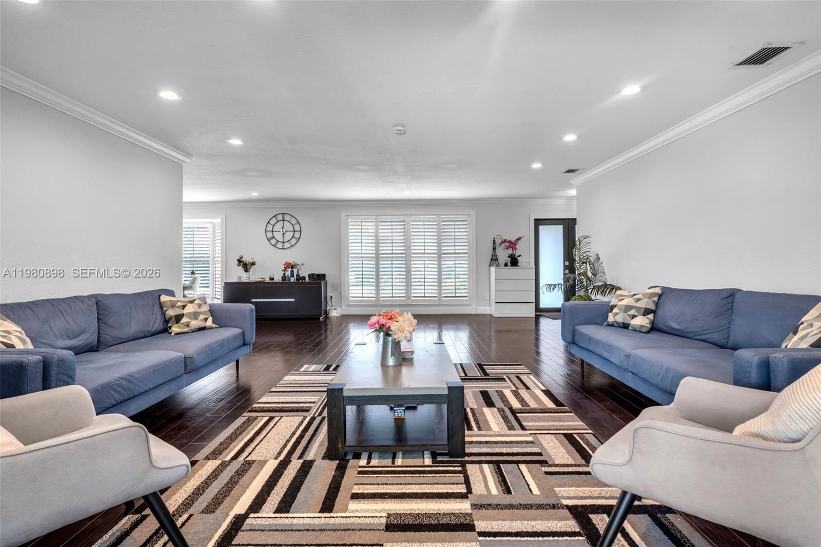 8700 SW 83rd Ct Miami, FL 33143