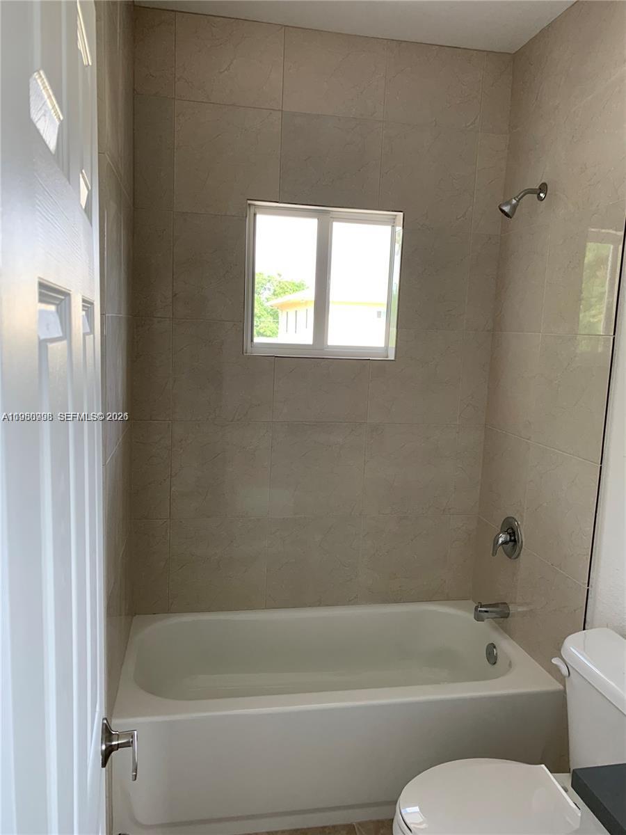 10231 SW 176th St Miami, FL 33157