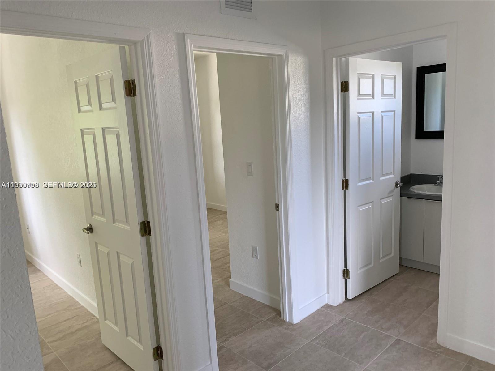 10231 SW 176th St Miami, FL 33157