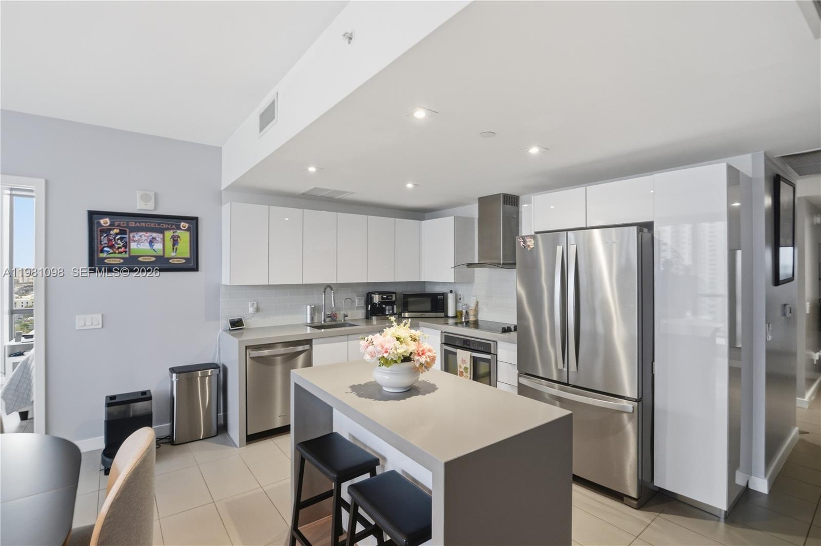 1600 NE 1st Ave #1610 Miami, FL 33132