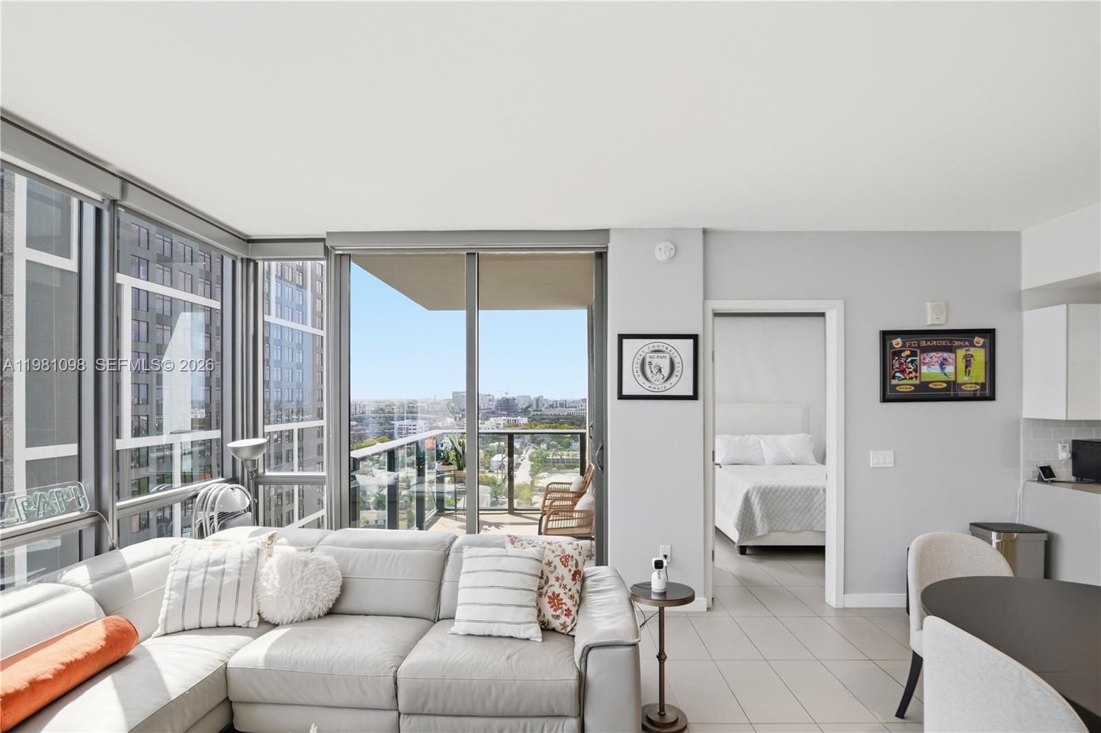 1600 NE 1st Ave #1610 Miami, FL 33132