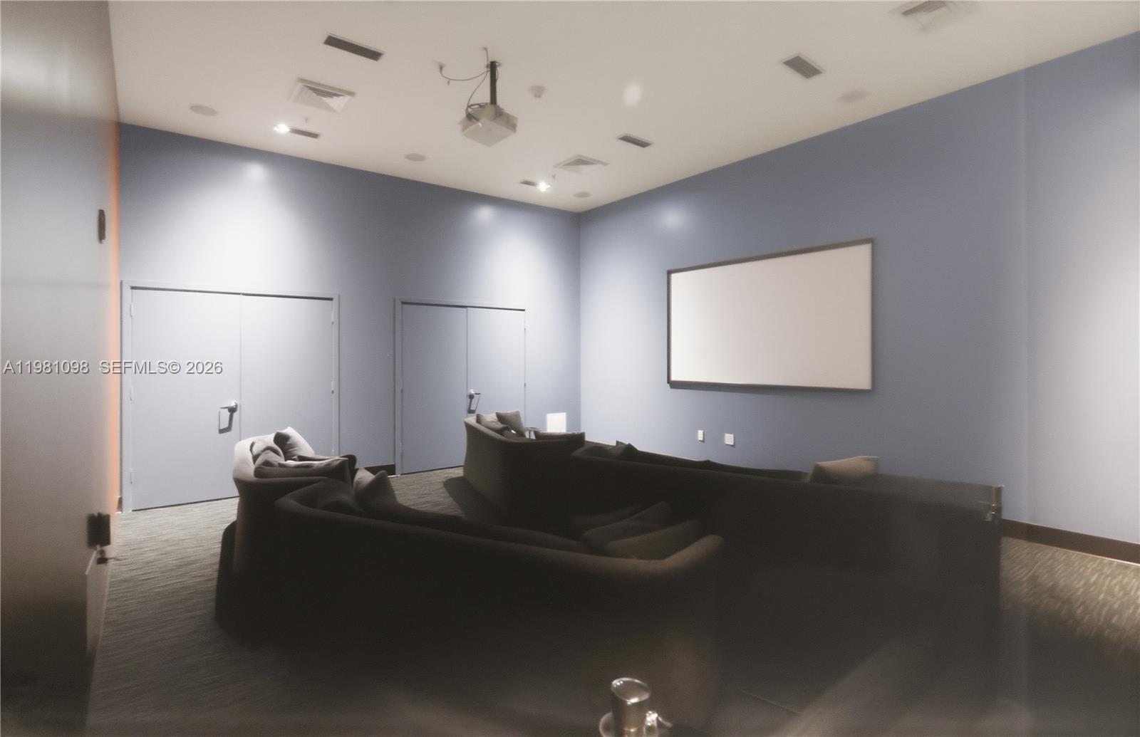 1600 NE 1st Ave #1610 Miami, FL 33132