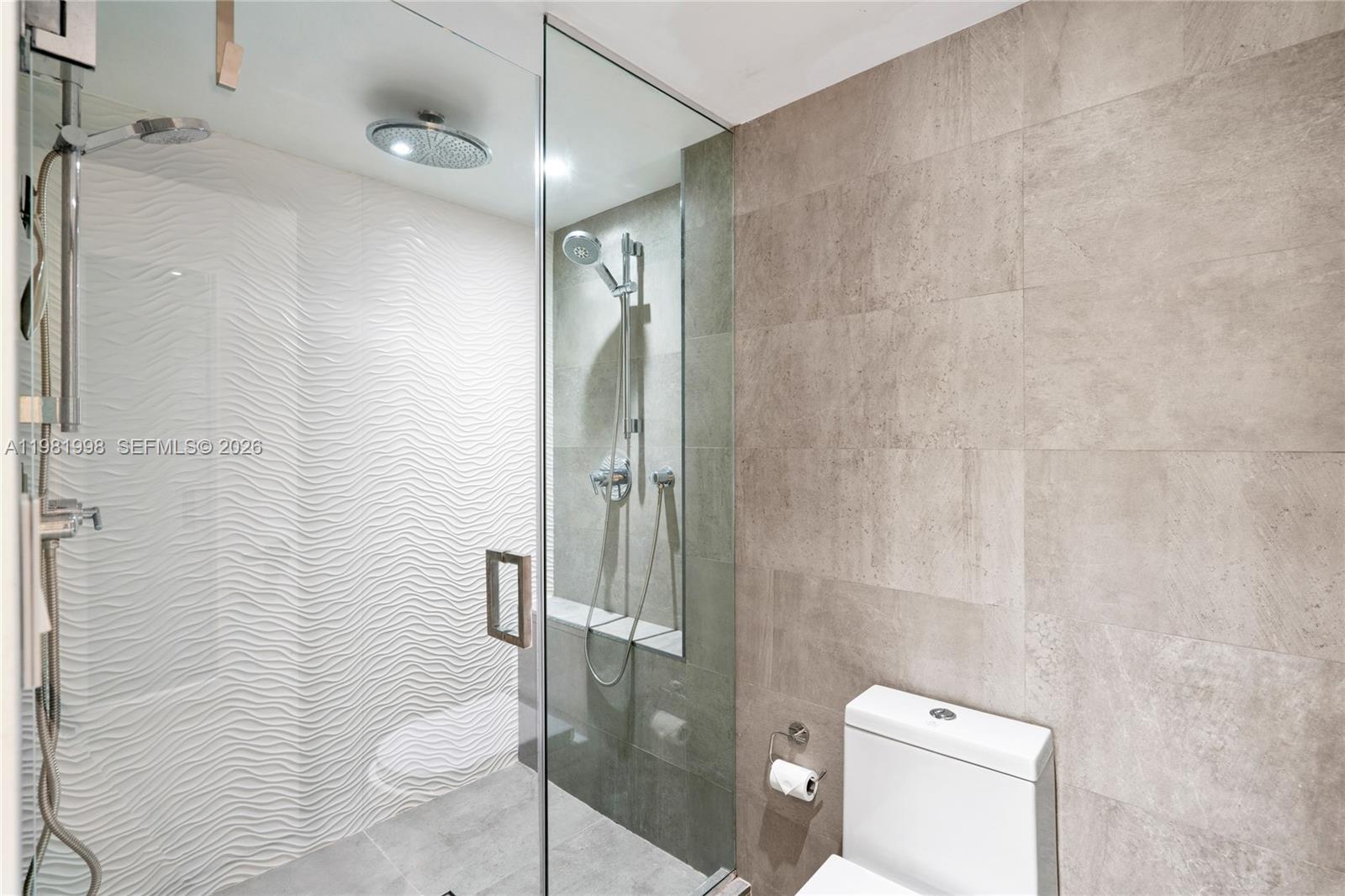 image Commodore Club East11