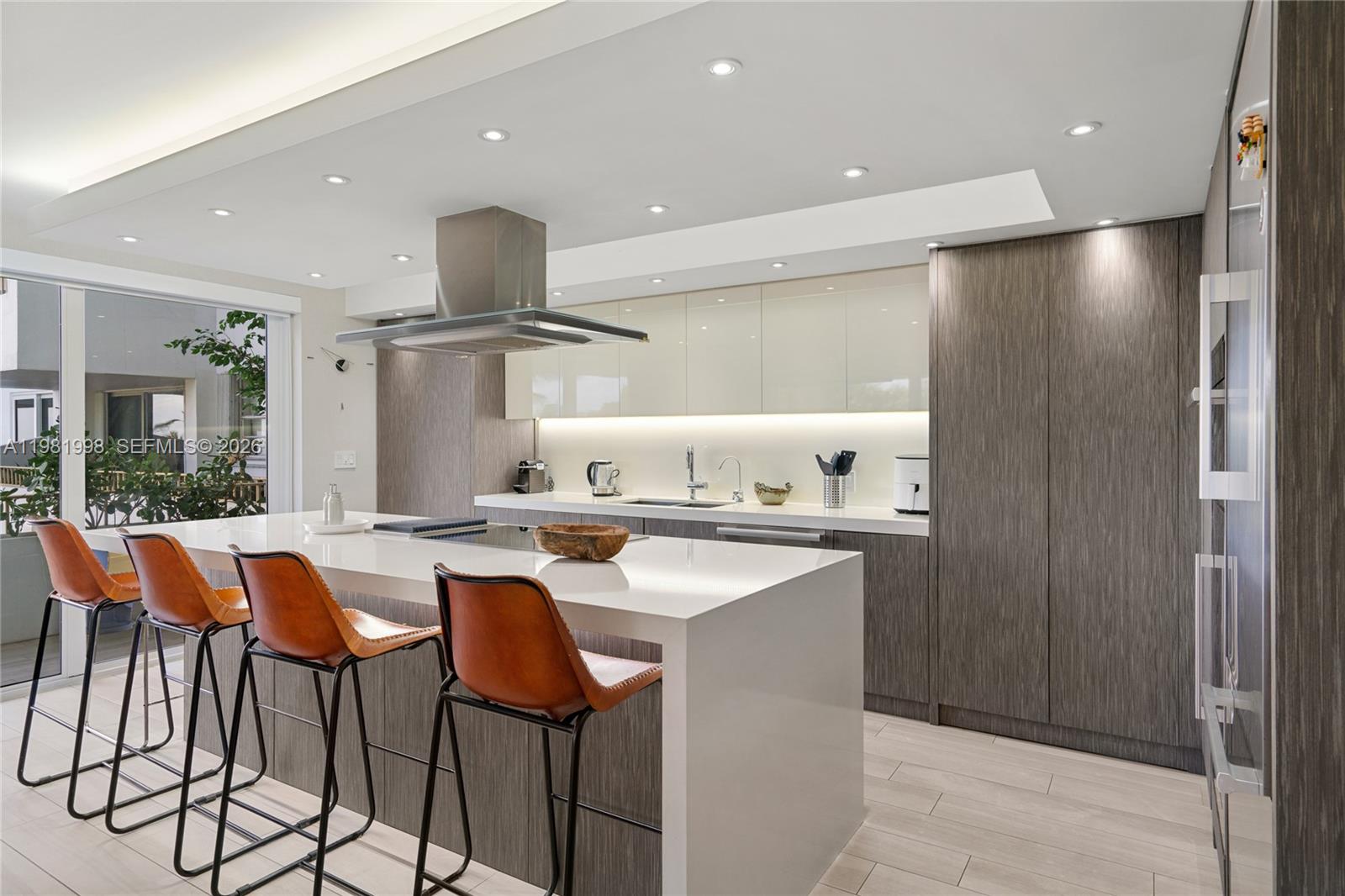 image Commodore Club East20