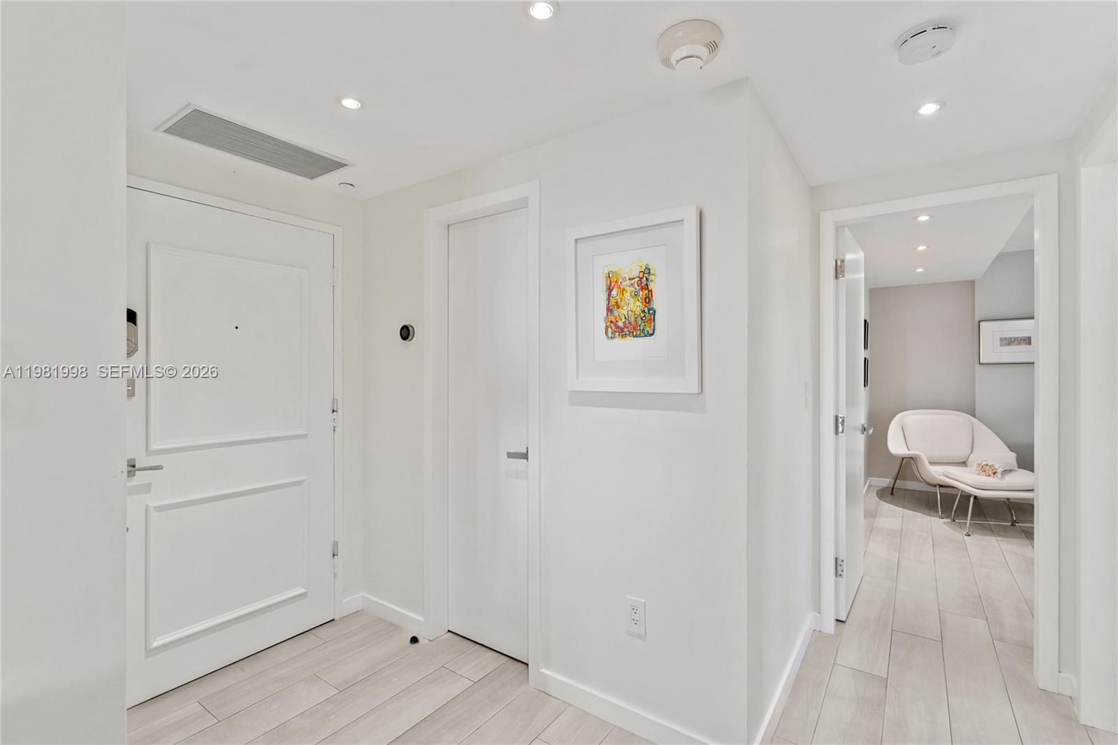 image Commodore Club East35