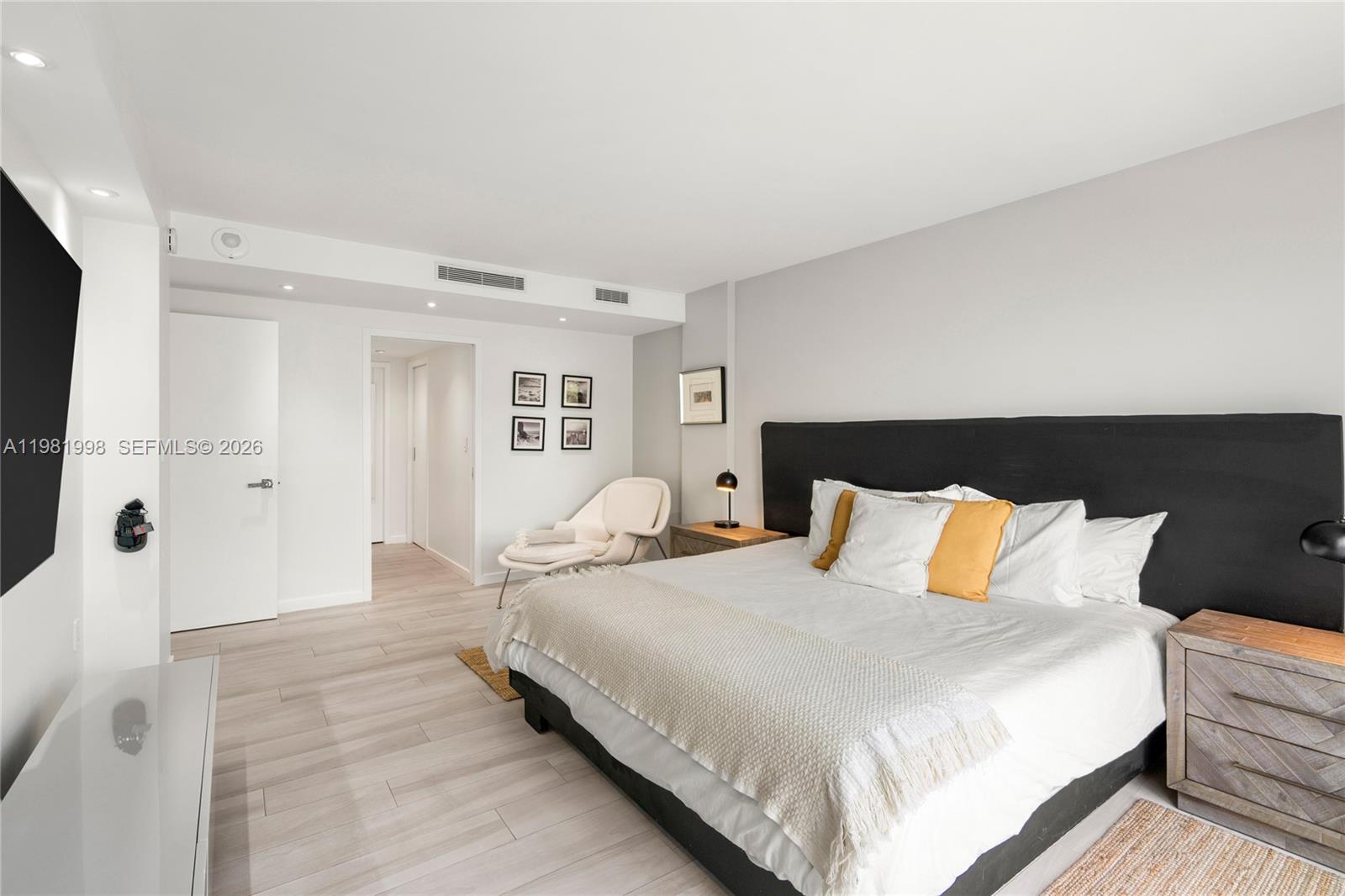 image Commodore Club East6