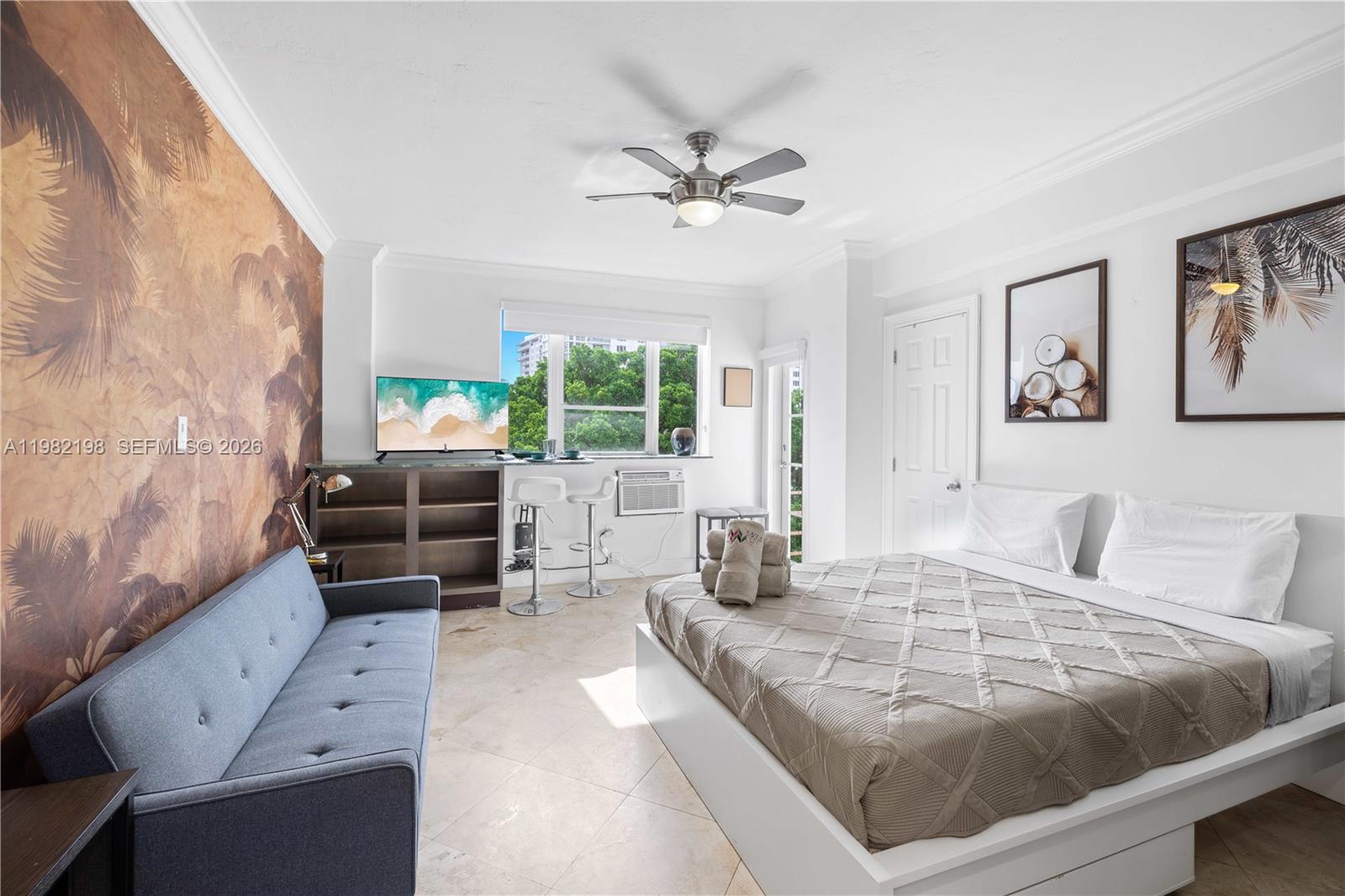 255 W 24th St #501 Miami Beach, FL 33140