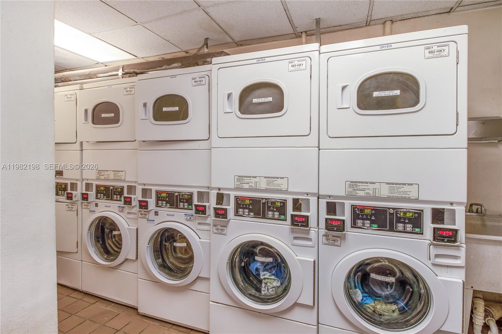 255 W 24th St #501 Miami Beach, FL 33140