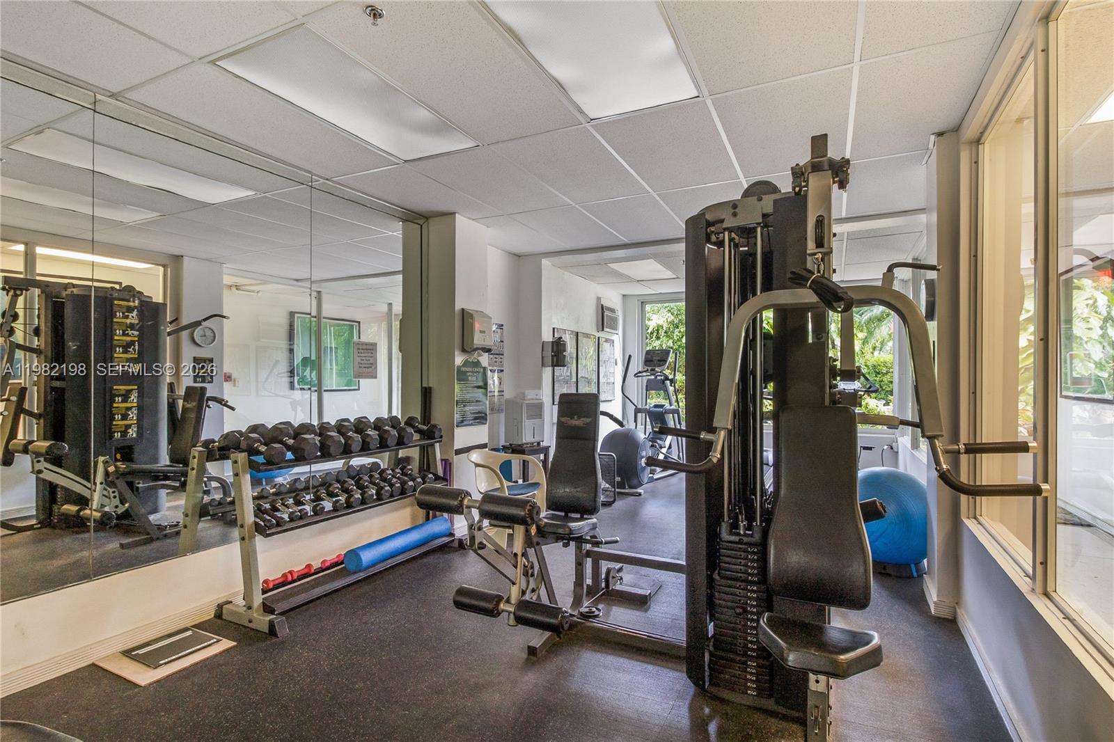 255 W 24th St #501 Miami Beach, FL 33140