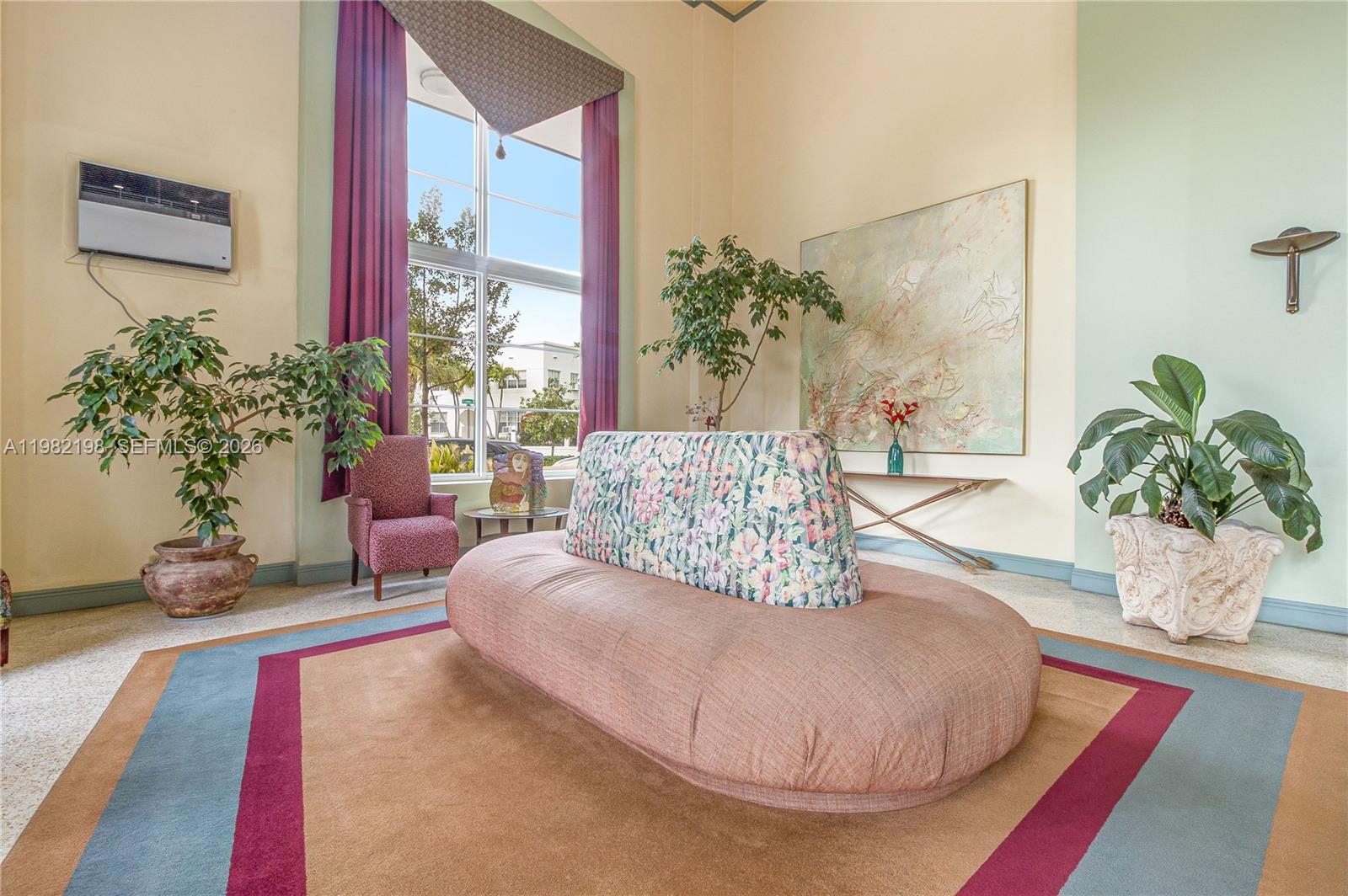 255 W 24th St #501 Miami Beach, FL 33140