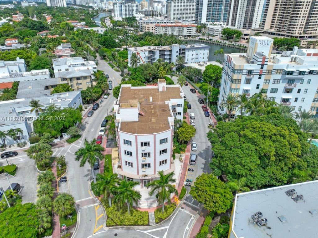 255 W 24th St #501 Miami Beach, FL 33140