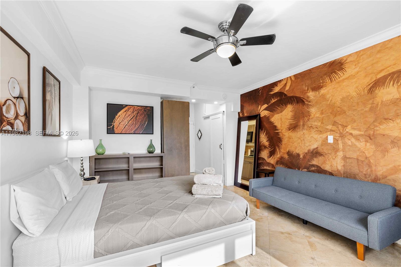 255 W 24th St #501 Miami Beach, FL 33140