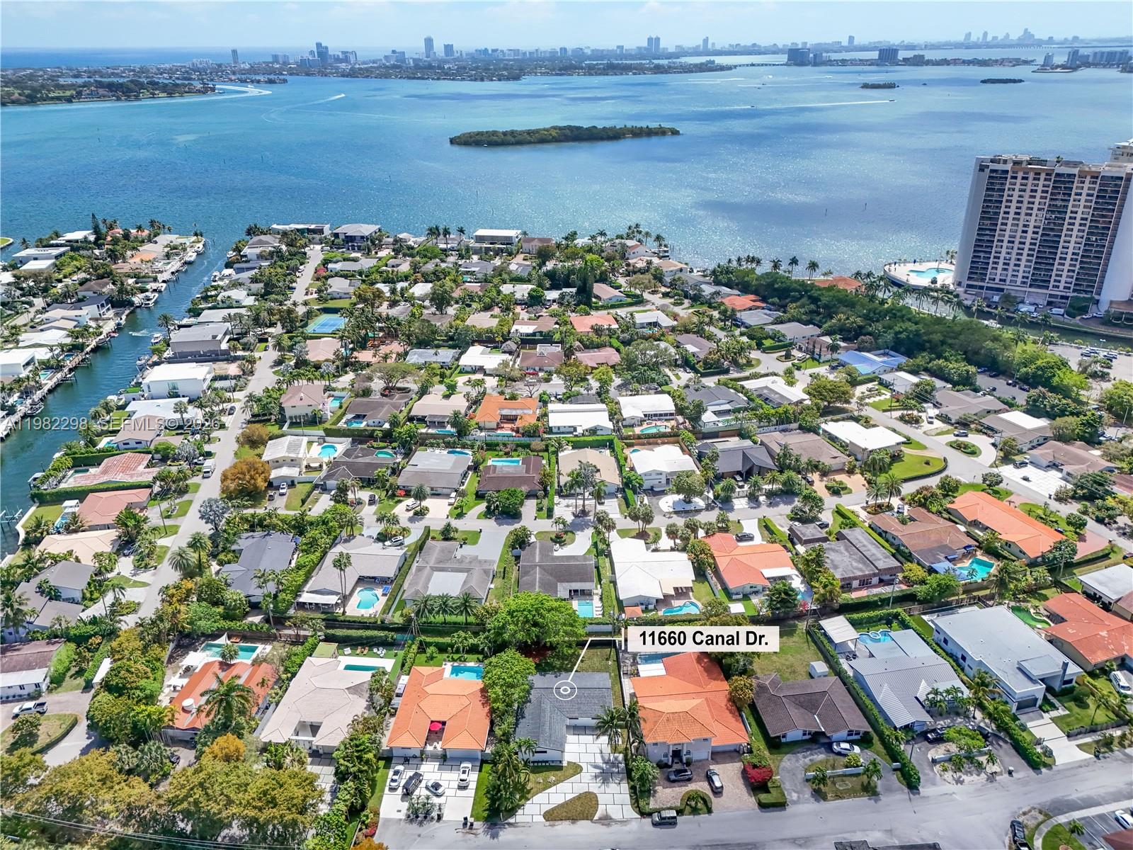 11660 Canal Dr North Miami, FL 33181