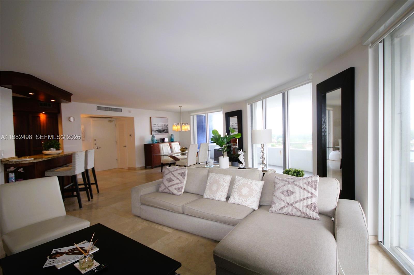 5161 Collins Ave #1004 Miami Beach, FL 33140