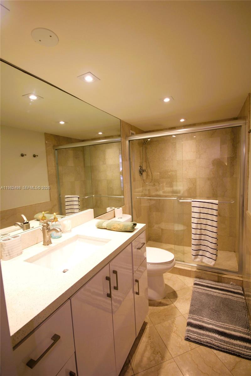 5161 Collins Ave #1004 Miami Beach, FL 33140