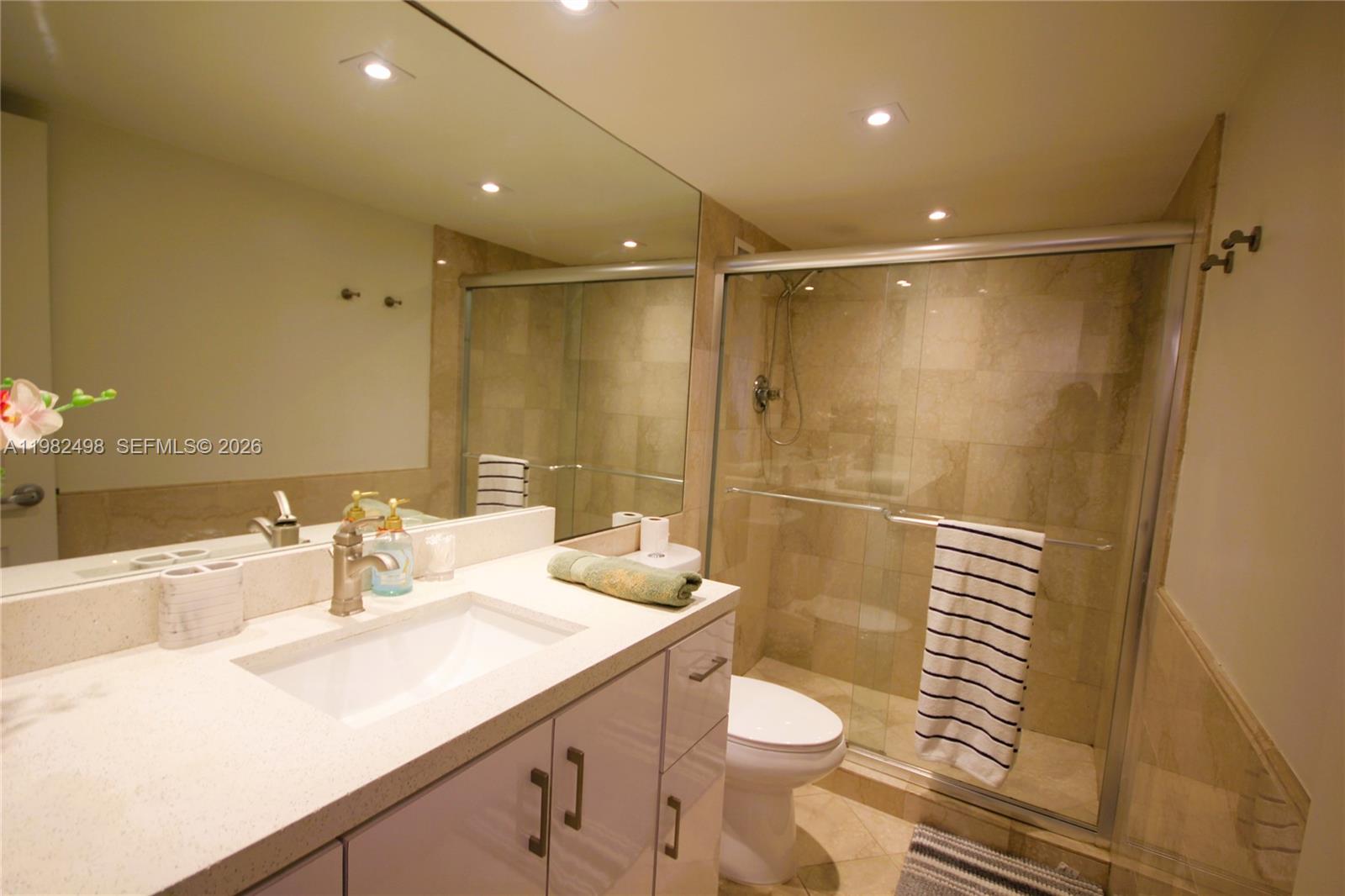 5161 Collins Ave #1004 Miami Beach, FL 33140