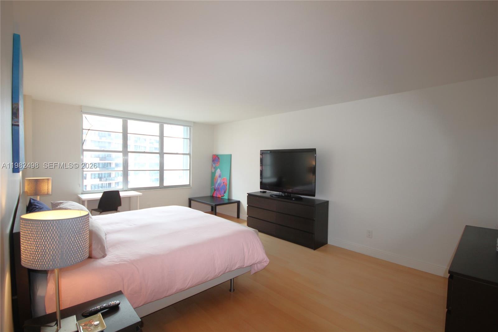 5161 Collins Ave #1004 Miami Beach, FL 33140