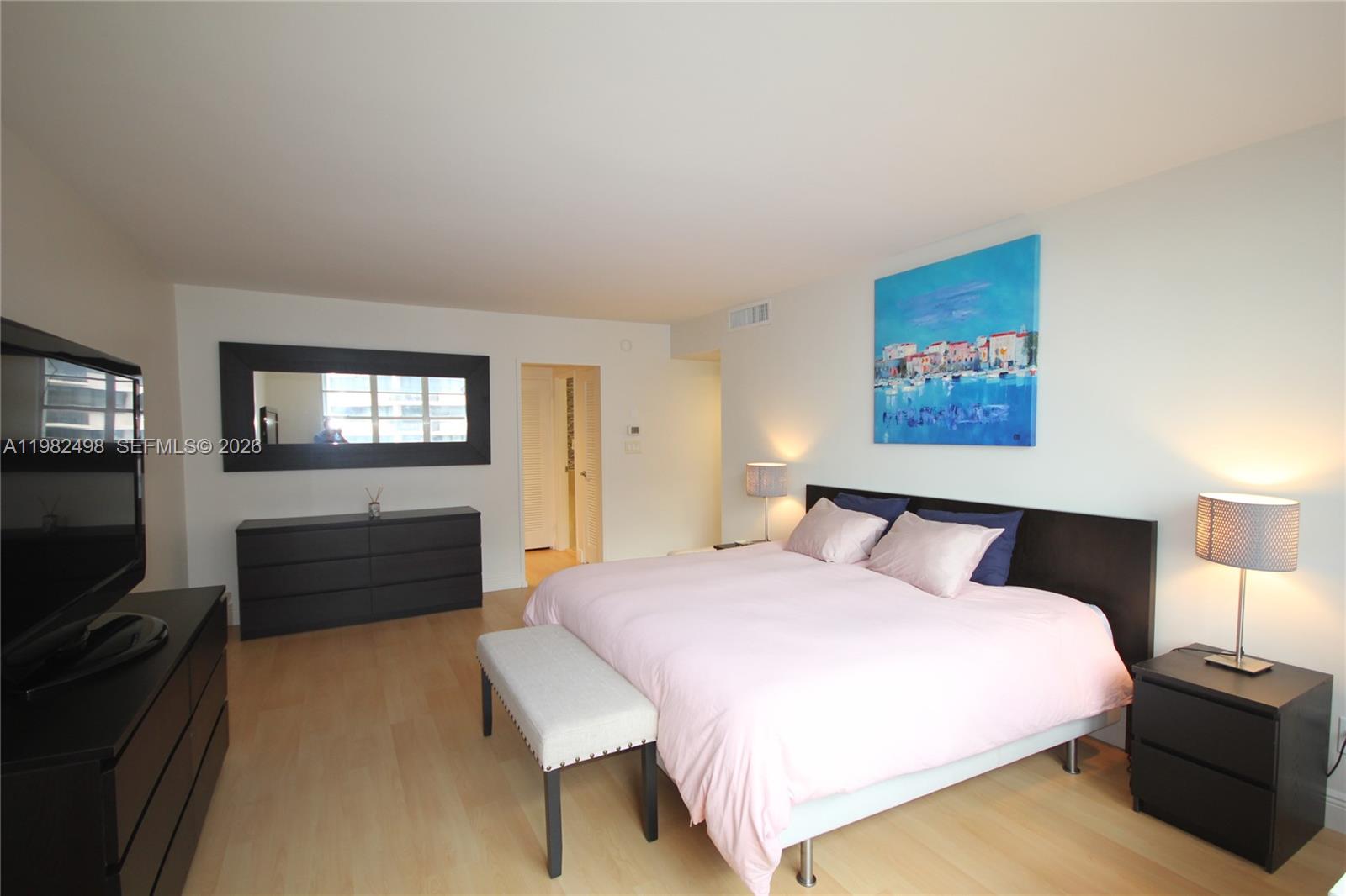 5161 Collins Ave #1004 Miami Beach, FL 33140