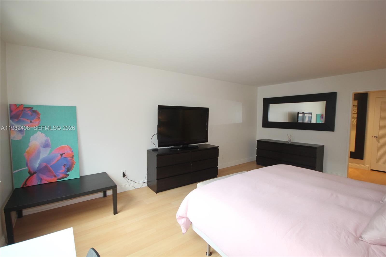 5161 Collins Ave #1004 Miami Beach, FL 33140