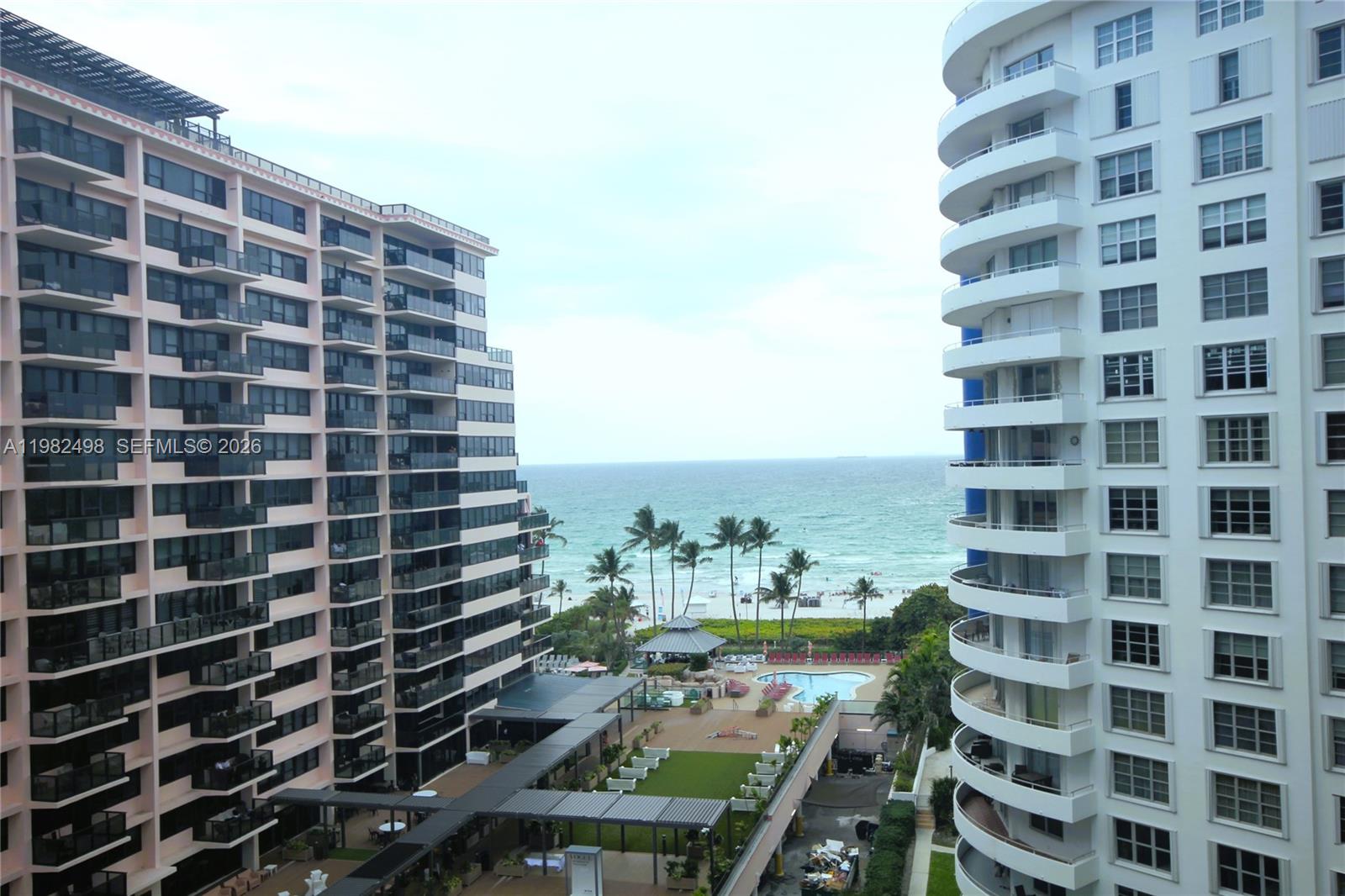 5161 Collins Ave #1004 Miami Beach, FL 33140