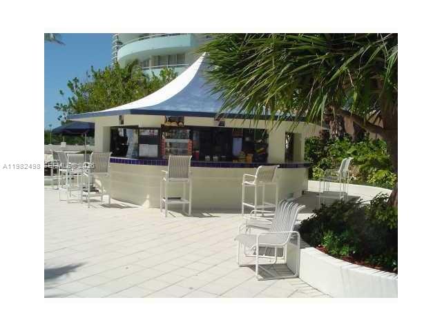 5161 Collins Ave #1004 Miami Beach, FL 33140