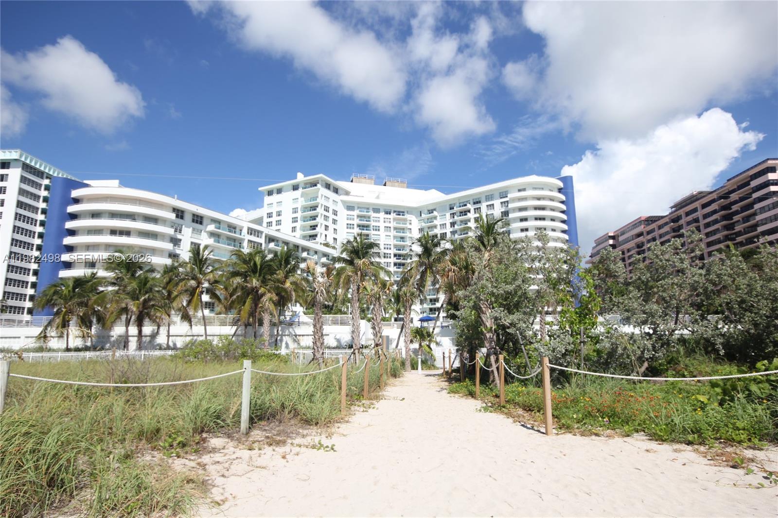 5161 Collins Ave #1004 Miami Beach, FL 33140