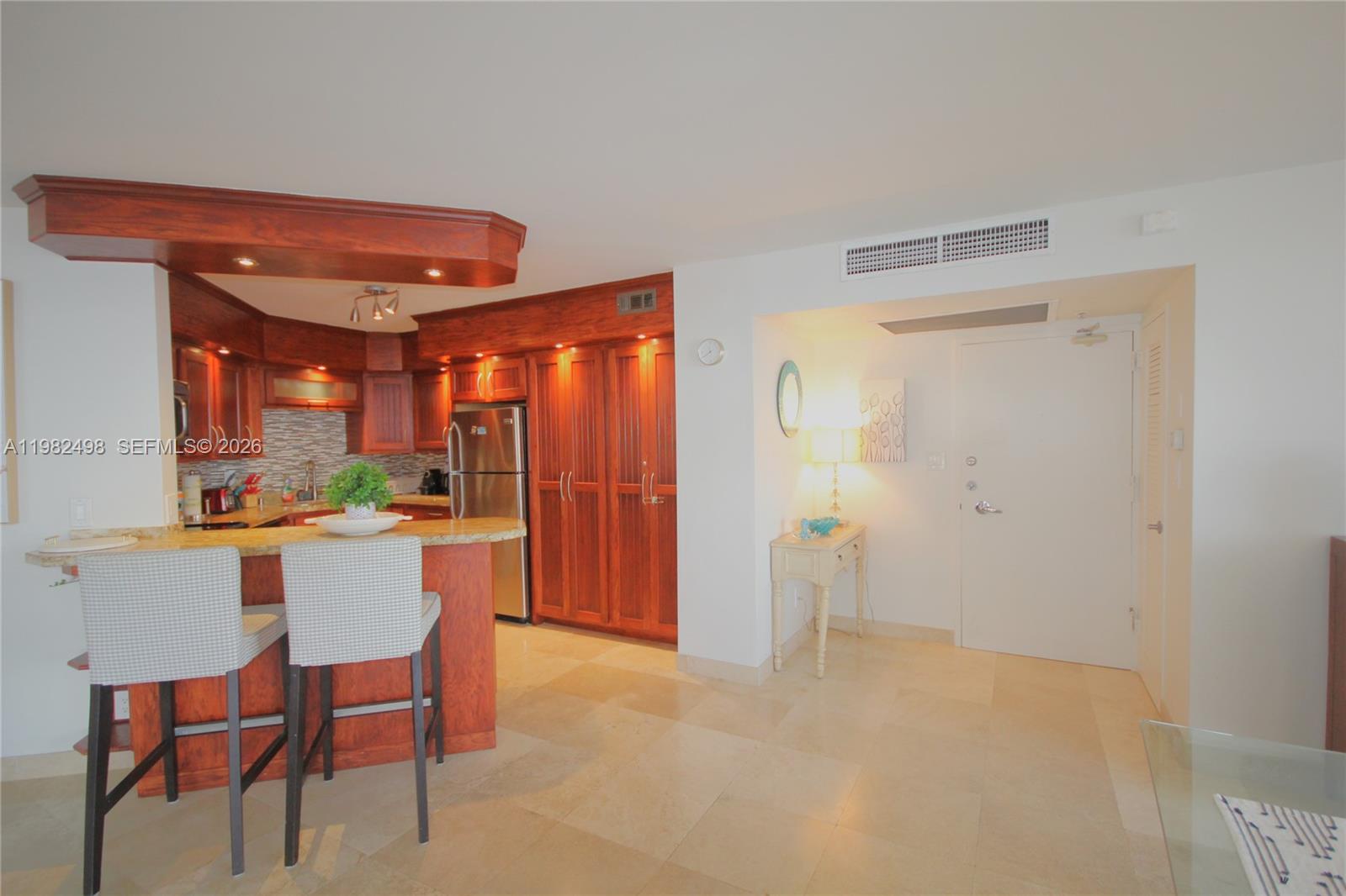 5161 Collins Ave #1004 Miami Beach, FL 33140