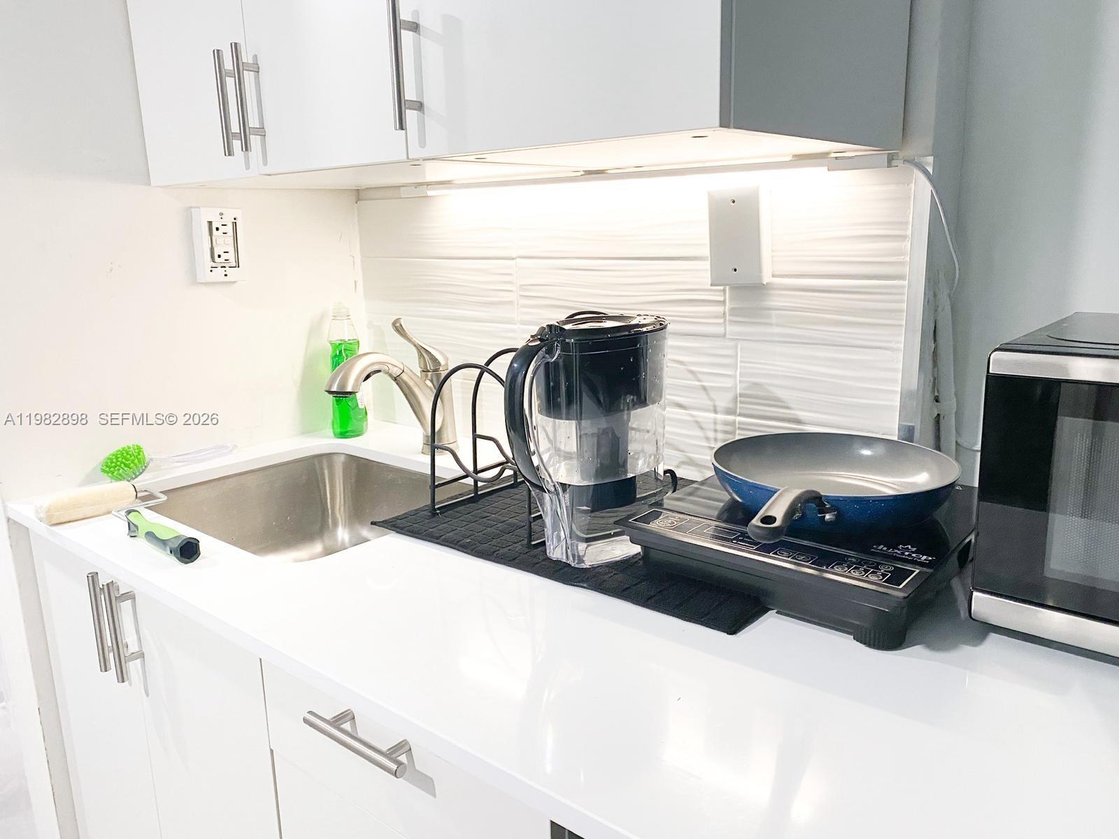 19201 Collins Ave #924 Sunny Isles Beach, FL 33160